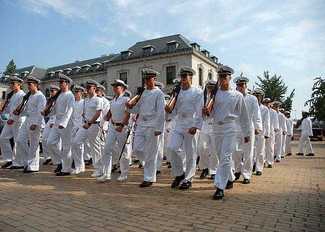 Top Top 10 Militärhochschulen in Amerika